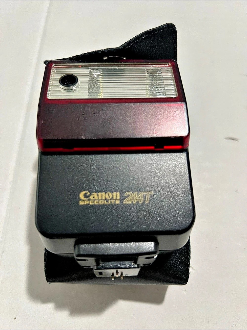 Canon Speedlite 244T Flash with Pouch Black Burgundy